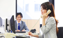 他の人の内線を手元のビジネスホンでとりたい