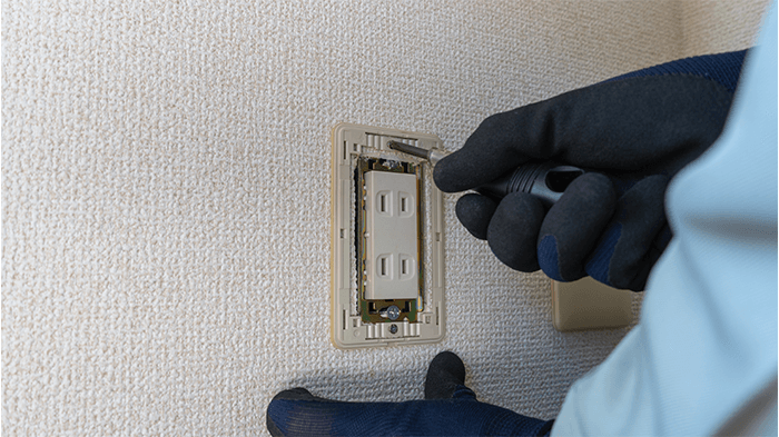 コンセント工事の画像