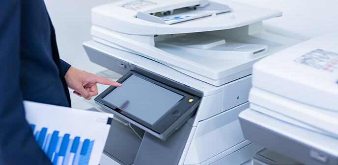 複合機の操作パネルのイメージ