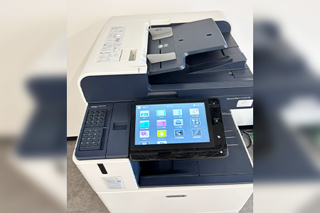 クルー株式会社様の複合機納品レポート