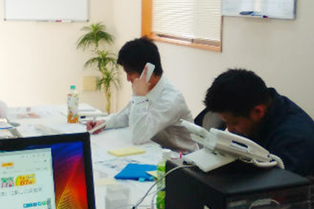 株式会社エースイノベーション様の複合機納品レポート