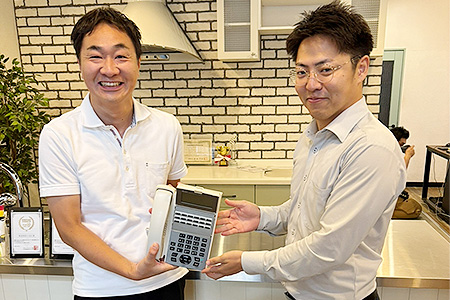 家どっと足立のご担当者様とOFFICE110の千々波